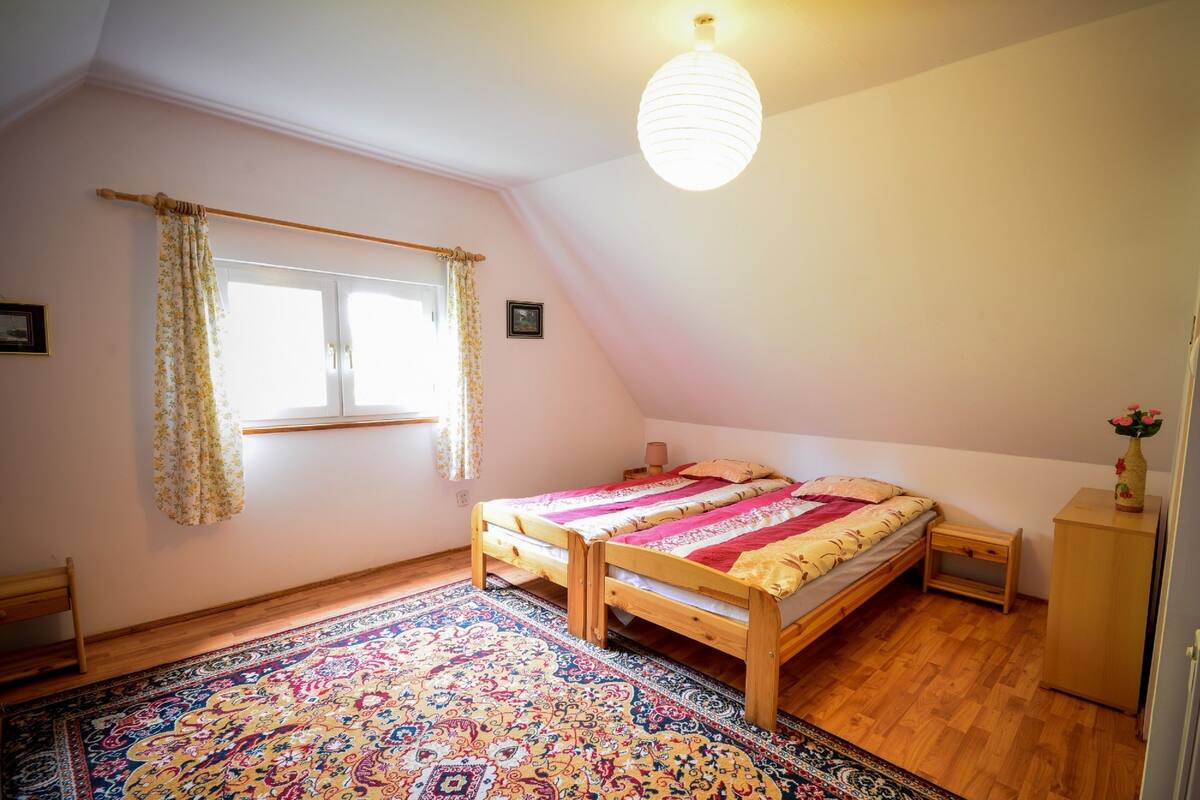 Doppelzimmer, 1 Doppelbett (2)