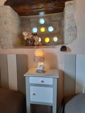 Family Room, Non Smoking (Eugénie) | Children's theme room