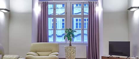 1 chambre, minibar, coffres-forts dans les chambres