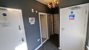 1 bedroom, desk, iron/ironing board, free WiFi