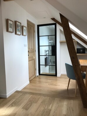 ��大冰箱、微波炉、烤箱、炉灶