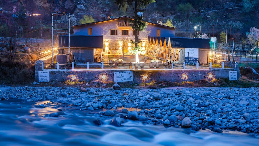 Winterfell The Stay, Unique River Front Resort