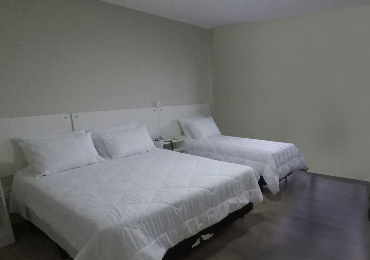 Standard Apartment | Minibar, desk, blackout drapes, soundproofing