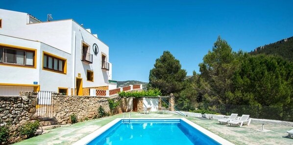 Chambre de base double, 1 chambre, salle de bain attenante, vue sur la montagne (Room in Hotel) | Vue sur la montagne