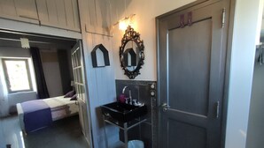 Superior-Doppelzimmer, mit Bad, Gartenblick