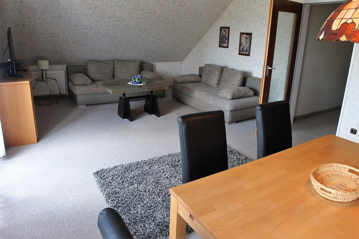 Family Apartment, 2 Bedrooms, Hill View | Living room | Flat-screen TV