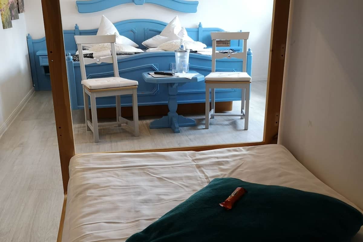 Quadruple Room | Hypo-allergenic bedding available, in-room safe, WiFi (free)
