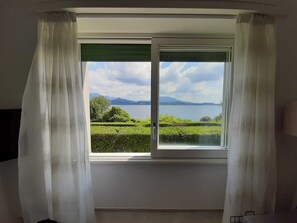 全景公寓, 1 間臥室 | 起居區 | 平面電視