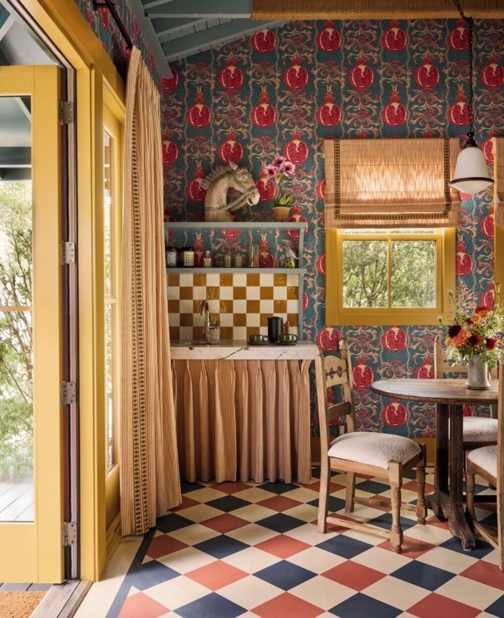 Gimme Shelter | Egyptian cotton sheets, premium bedding, down comforters, pillowtop beds