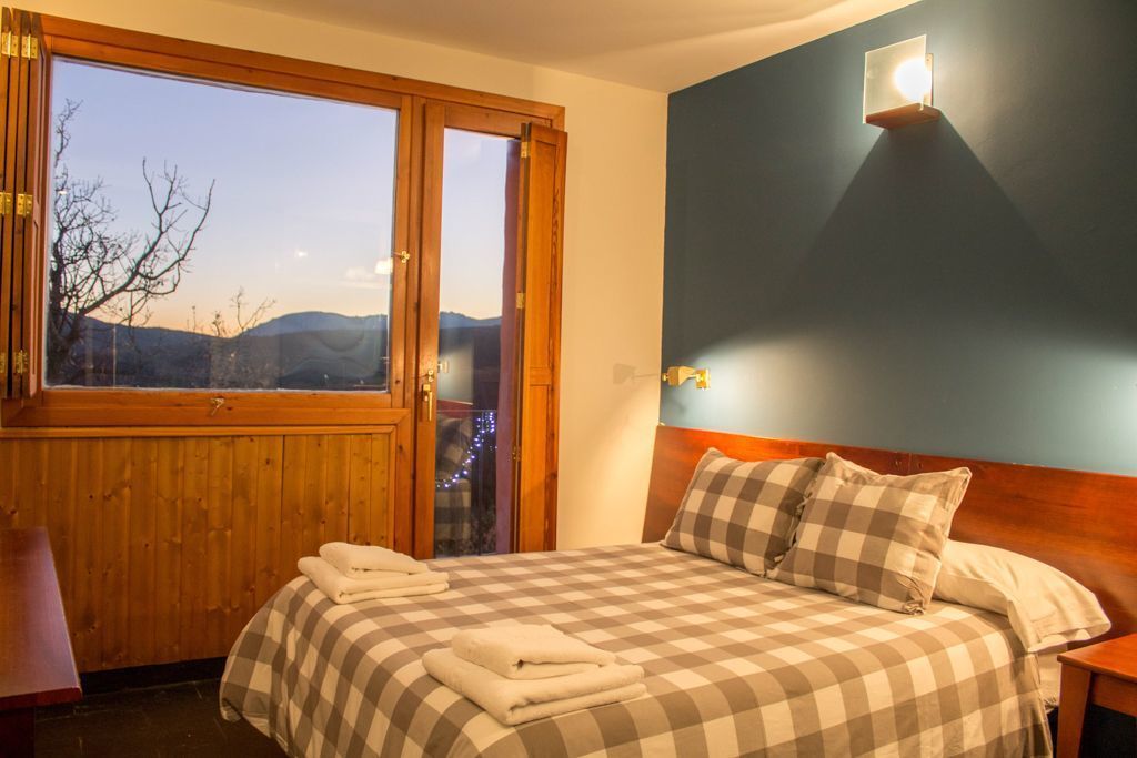 ستائر تعتيم وواي فاي مجانًا وملاءات أسرّة