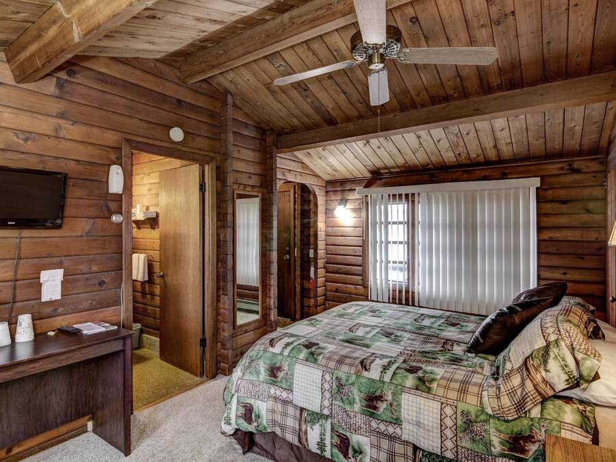 Desk, blackout curtains, free WiFi, bed sheets