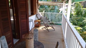 Premium Apartment, Multiple Beds, Bathtub, City View | Balcony - Apartamento Confortável Summer Staying (Cairu)