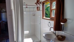 Premium Apartment, Multiple Beds, Bathtub, City View | Bathroom - Apartamento Confortável Summer Staying (Cairu)