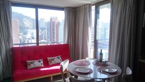 Standard Apartment, 1 Queen Bed with Sofa bed, Non Smoking | 1 bedroom, in-room safe, blackout curtains - Departamentos Providencia Chile (Santiago)