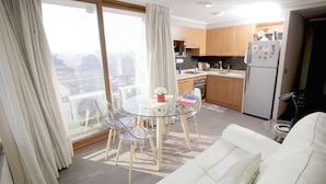 Standard Apartment, 1 Queen Bed with Sofa bed, Non Smoking | 1 bedroom, in-room safe, blackout curtains - Departamentos Providencia Chile (Santiago)