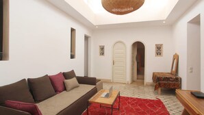 Unclassified image, 4 of 16, button - Stylish Loft (Marrakech)