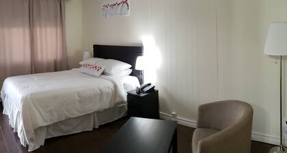 VOW MOTEL LISTOWEL ON