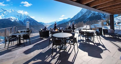 Le Massif Hotel & Lodge Courmayeur - The Leading Hotels of the World