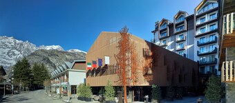 Le Massif Hotel & Lodge Courmayeur