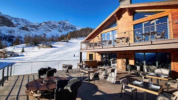 2 Restaurants; FrĂŒhstĂŒck und Abendessen werden serviert