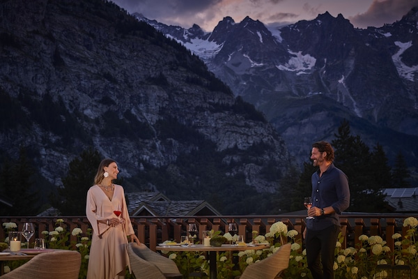 3 restaurants, breakfast, dinner served; Italian cuisine