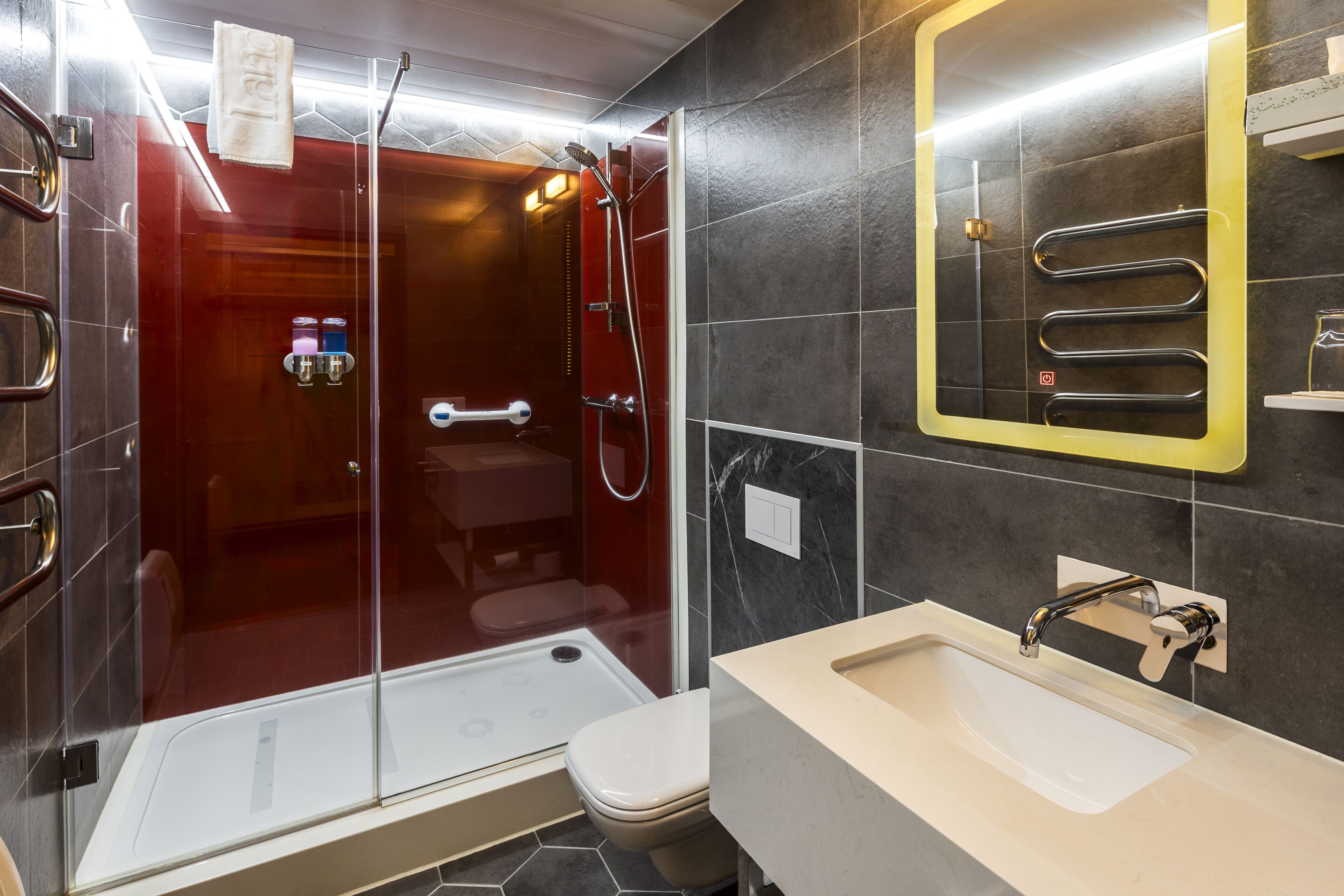 standard double or twin room (with access to hot tub and sauna) | 1 bedroom, premium bedding, desk, blackout curtains