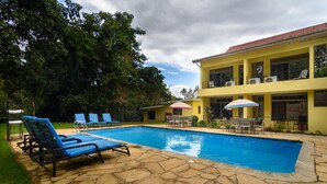 Unclassified image, 4 of 9, button - ARUSHA CHEAP HOTEL (Arusha)