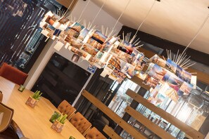 Breakfast, lunch and dinner served - TRYP by Wyndham Ankara Oran (Ankara)