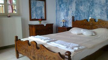 2 Schlafzimmer, BĂŒgeleisen/BĂŒgelbrett, kostenloses WLAN, BettwĂ€sche