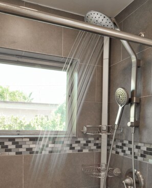 Shower, hair dryer, towels, soap - Walk to GAY Wilton Drive, Pool, Queen Bed, Kitchen, Living Room, Patio, WiFi, #1 (Wilton Manors)