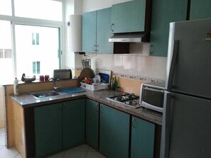 Comfort Apartment, 2 Bedrooms | Private kitchen | Full-size fridge, microwave, oven, stovetop - Dream house (Rabat)