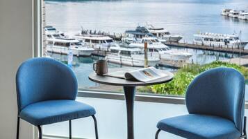 Comfortable Quadruple Room with Lake View | Lake view