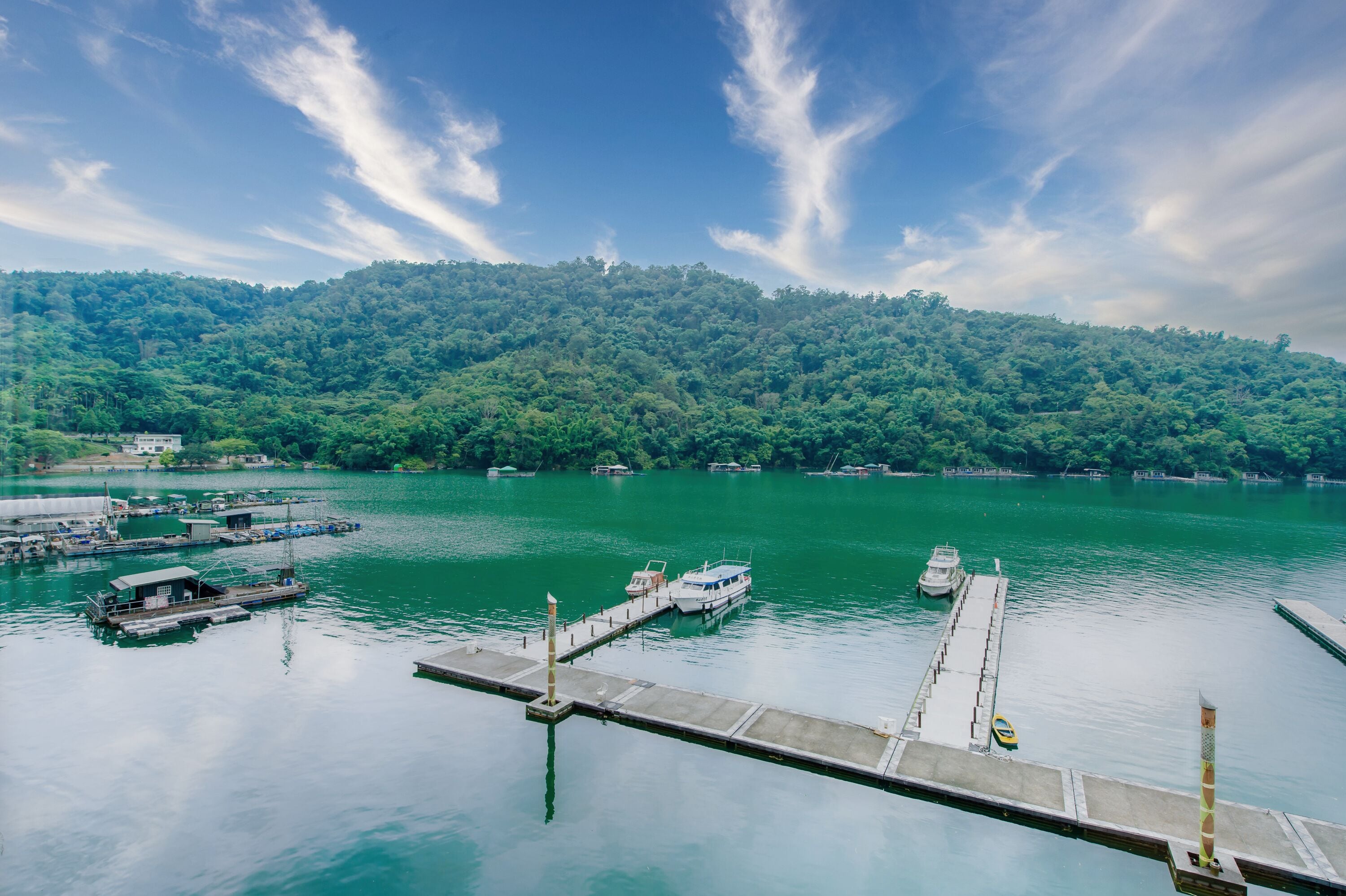 Superior Quadruple Room, Lake View | View from room