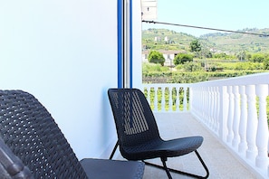 Premium Room | Desk, soundproofing, free WiFi, bed sheets