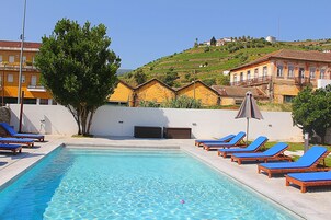 Outdoor pool, sun loungers
