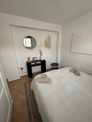 2 Schlafzimmer, Bügeleisen/Bügelbrett, kostenloses WLAN, Bettwäsche