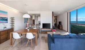 Apartment, 1 Bedroom | Living area