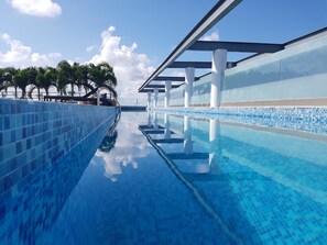 Outdoor pool - Classy 2BR Penthouse Condo in excellent area by Happy Address (Playa del Carmen)