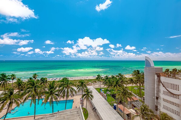 Premier Studio, Beach View
