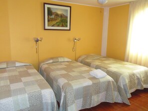 Triple Room, 3 Single Beds