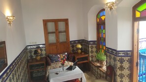 Living area - Chez Aziza (Essaouira)