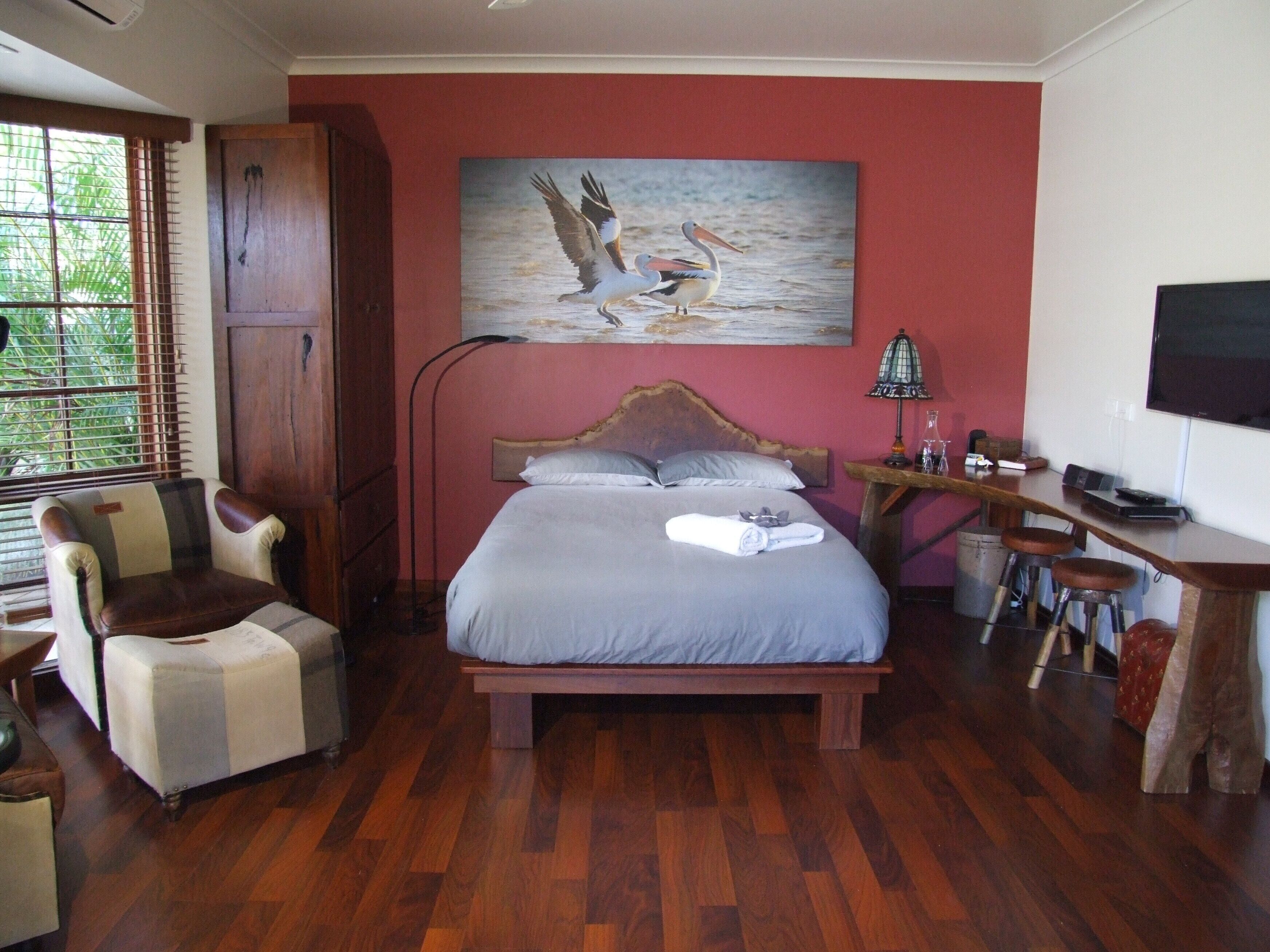 Pelicans Rest Shoalwater Bay\nPelican Retreat — image 8