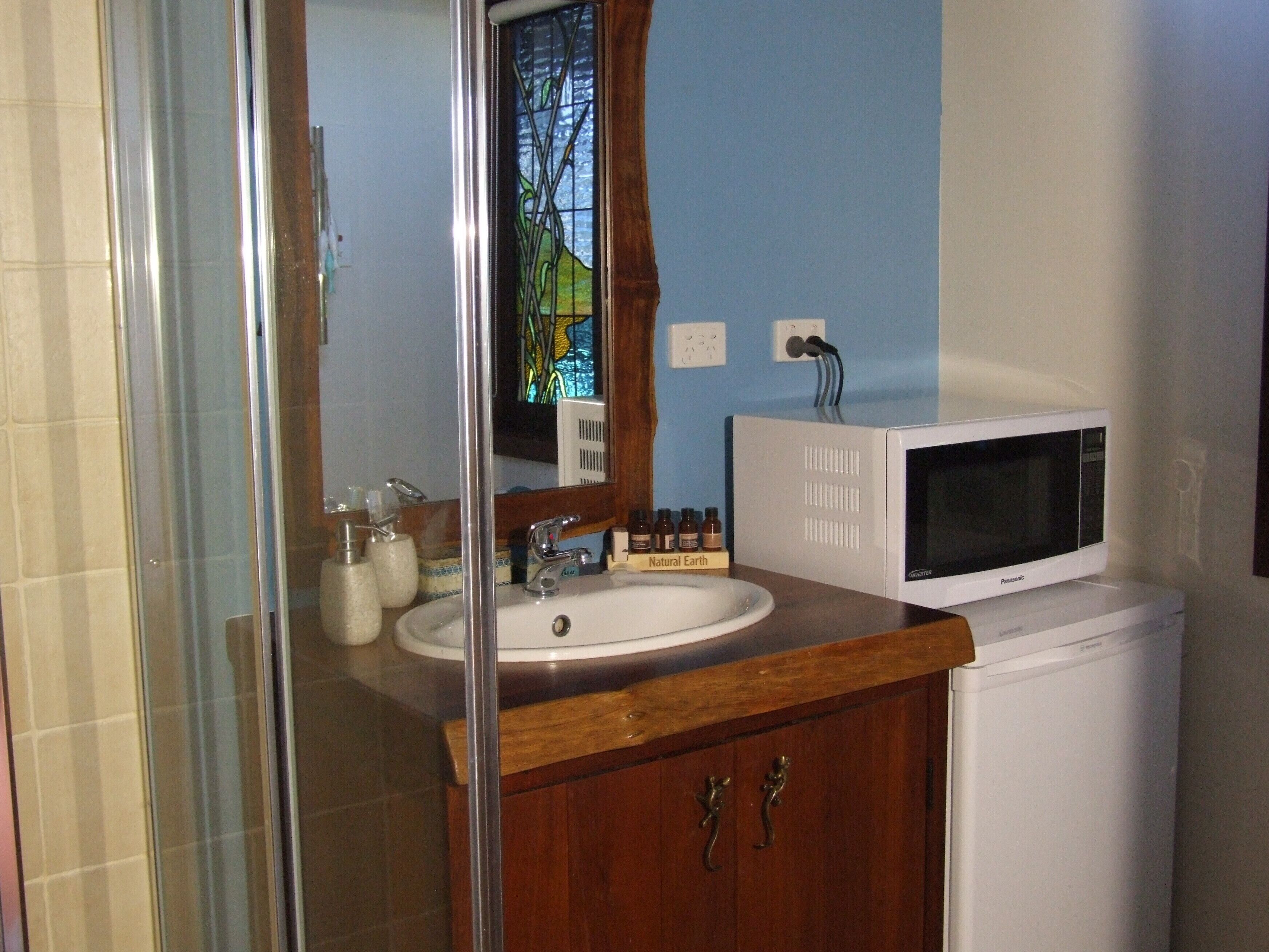 Pelicans Rest Shoalwater Bay\nPelican Retreat — image 10