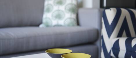 Fernseher, DVD-Player, Stereoanlage