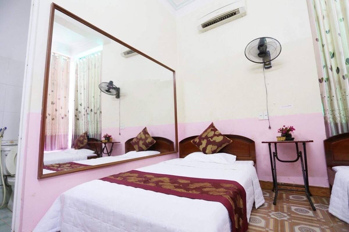 Double Room | Desk, WiFi (free)