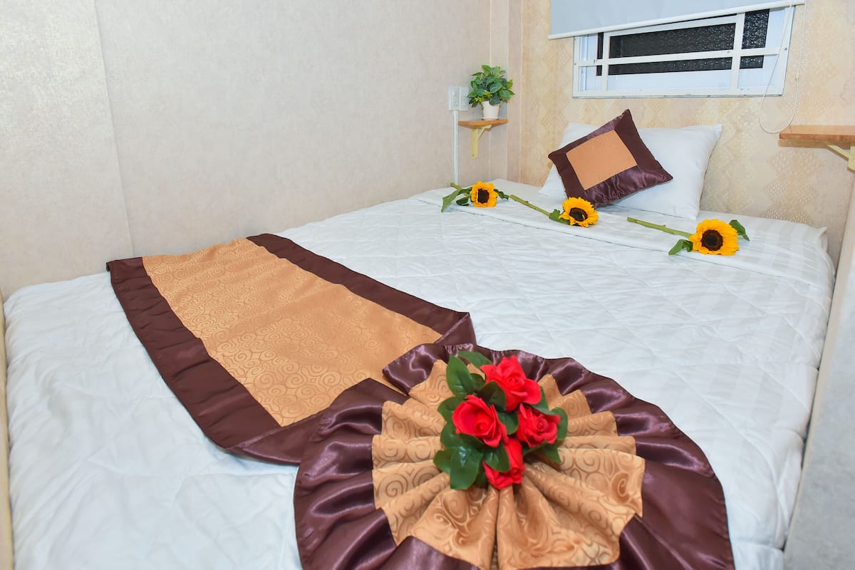 Minibar, soundproofing, free WiFi