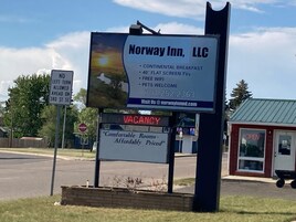 基础双人房, 多张床, 无烟房 | 住宿正面