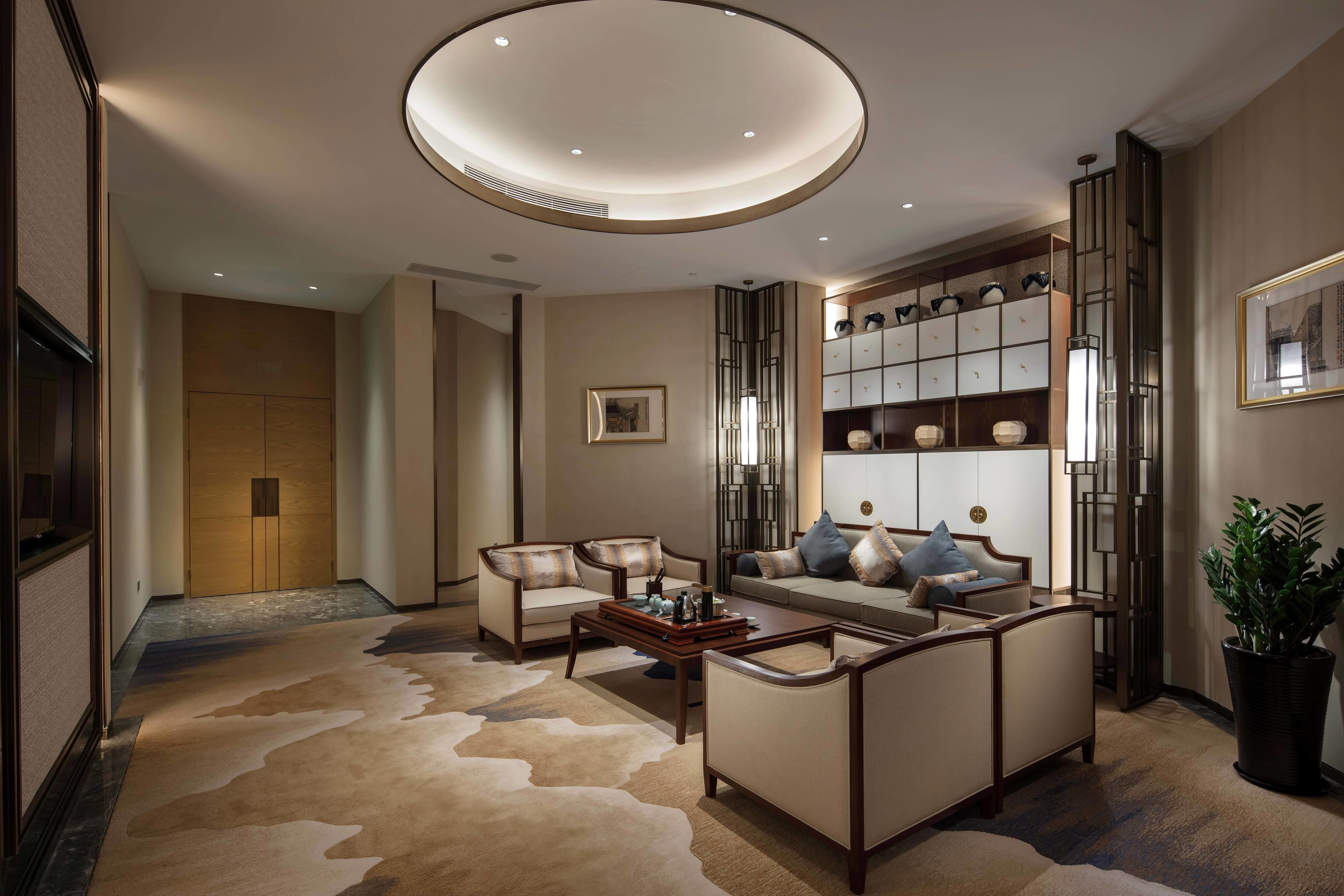 2 restaurants, Chinese cuisine