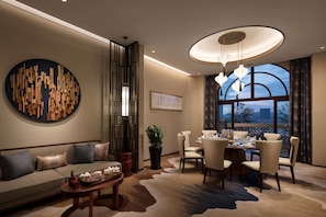 2 restaurants, Chinese cuisine