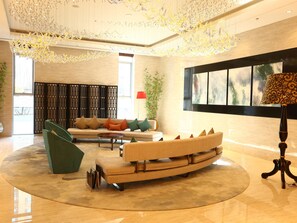Bar (on property) - Mercure Panjin (Panjin)